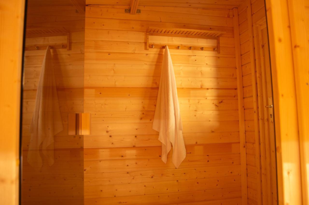 Wellnessoase Mitten In Triberg トリベルク エクステリア 写真