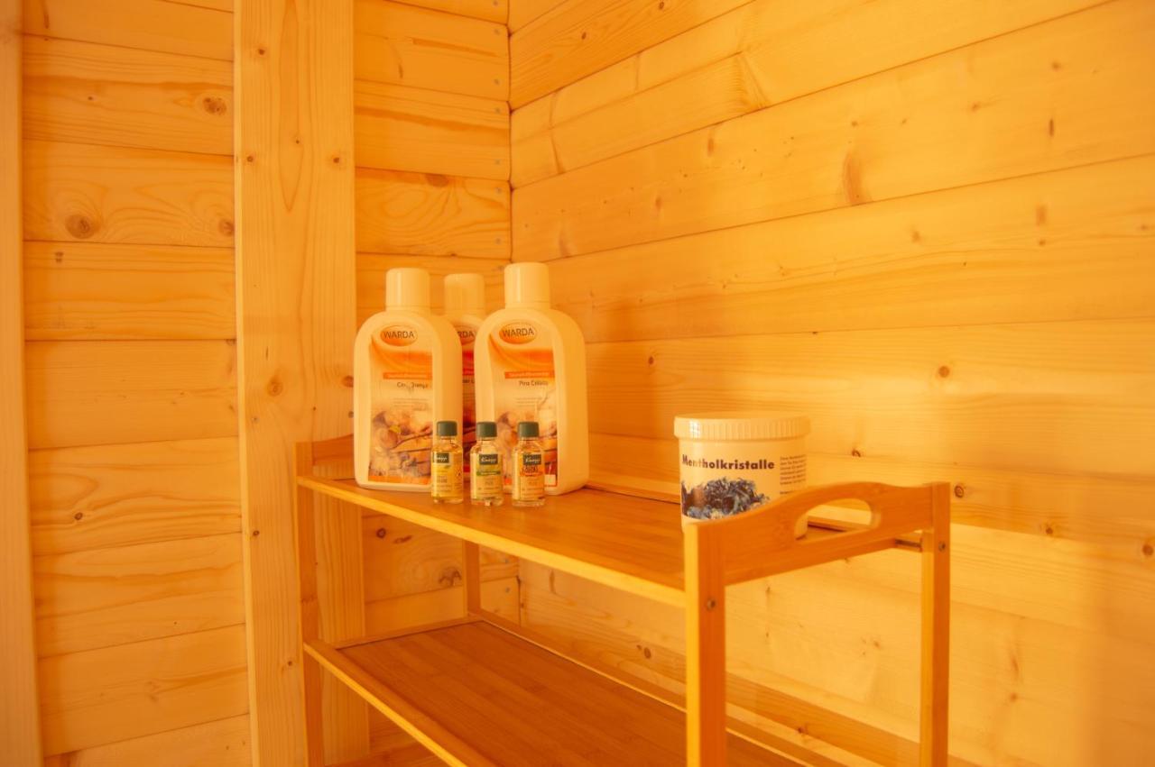 Wellnessoase Mitten In Triberg トリベルク エクステリア 写真