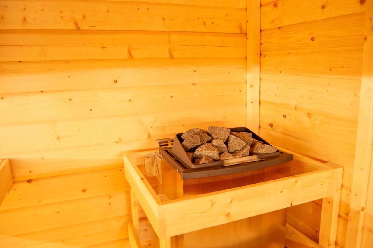 Wellnessoase Mitten In Triberg トリベルク エクステリア 写真
